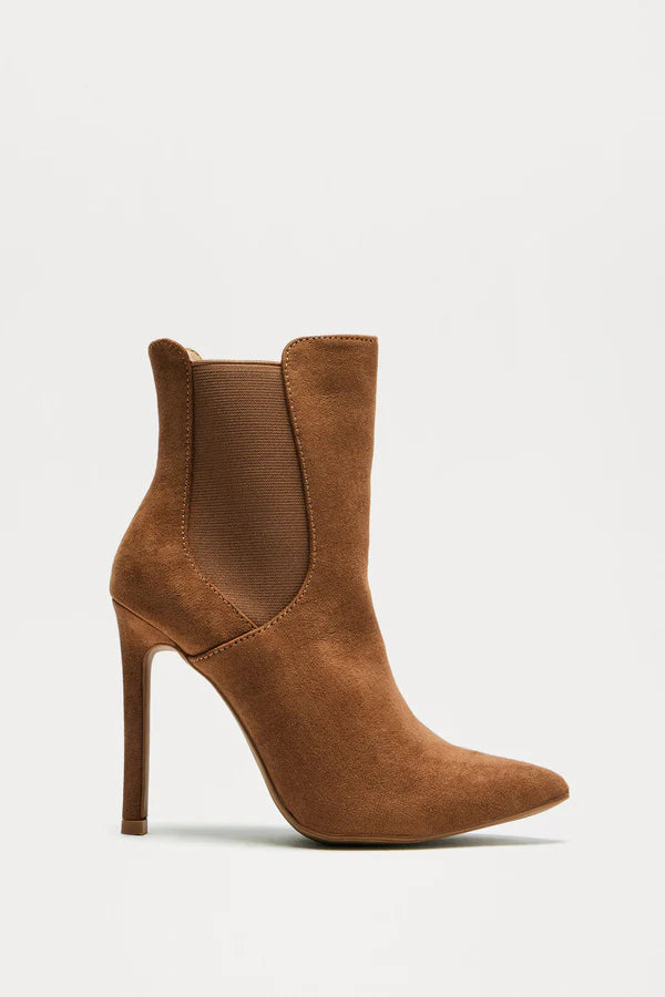 Pretty Pointed Booties