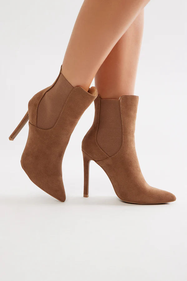 Pretty Pointed Booties