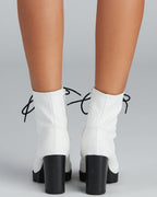 FASHION LACE UP BOOTIES