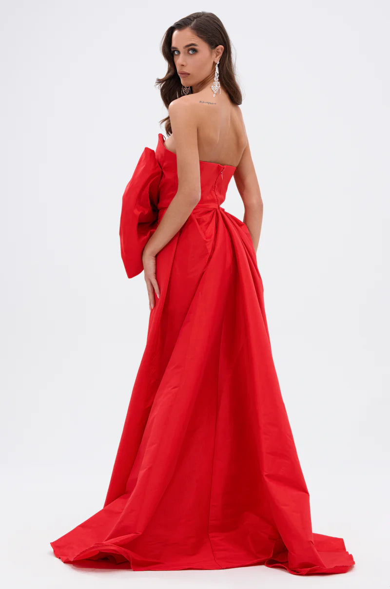 Glam Mini Dress Whit Train