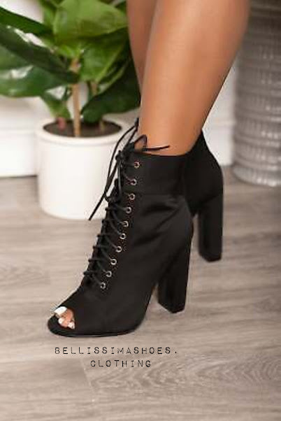 CHUNKY PEEP TOE BOOTIES