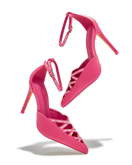 STRAP EMBELLISHED PUMPS