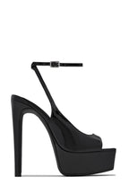 Platform Peet Toe Heels