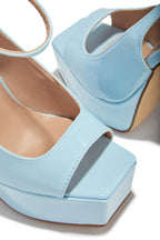 Platform Peet Toe Heels