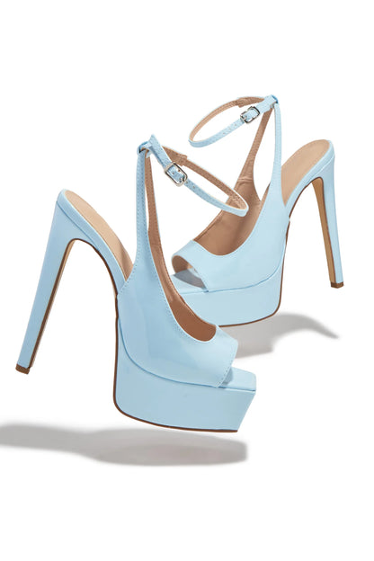 Platform Peet Toe Heels