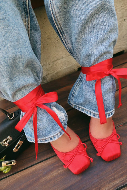 PRETTY BALLET LACE UP HEELS
