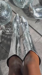 GIRL MIRROR METALLIC KNEE BOOTS