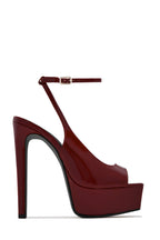 Platform Peet Toe Heels
